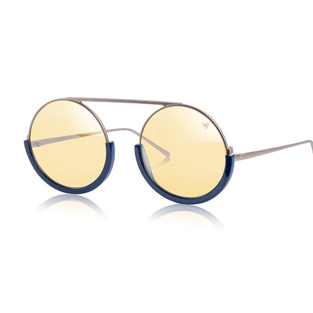 Lunar Gold за вътре