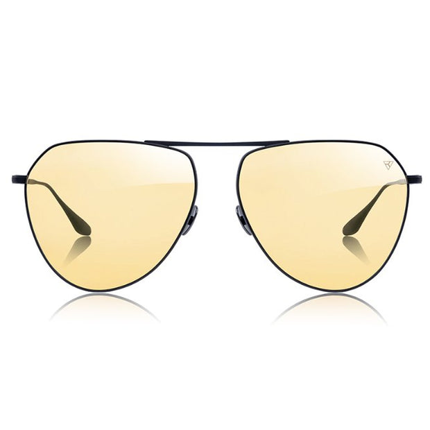 Zero G Black Titanium, за вътре